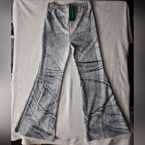 SHEIN Flared Leggings – High Rise, Stretchy Bell Bottom Pants – Gray/Black Print